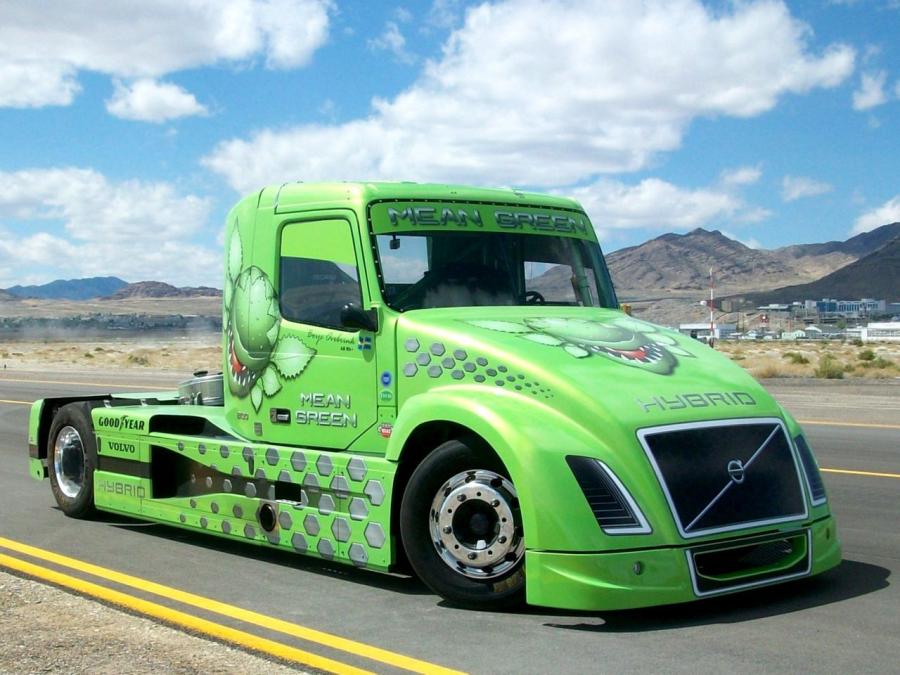  Volvo VNL Mean Green Hybrid 2010 года  (фото 3 из 5)